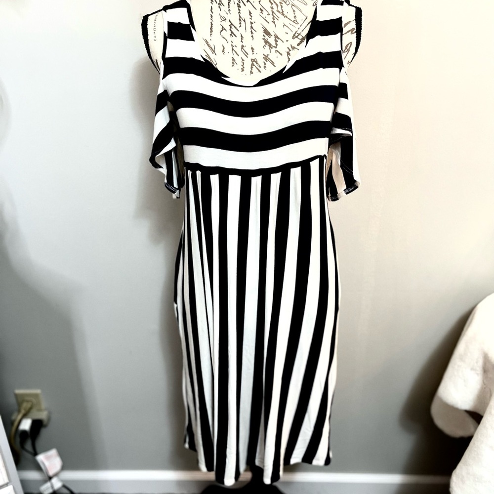Egy Cold Shoulder Navy & White Striped Dress